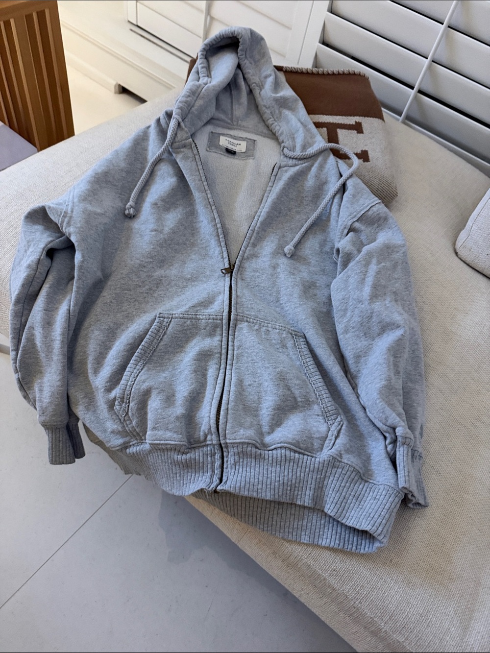 Unisex American Eagle Outfitters Light Gray Zip Hoodie